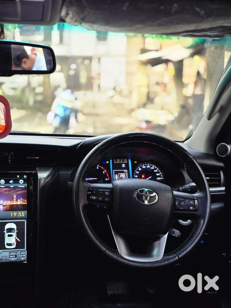 Toyota Fortuner [2021-ongoing] 2.8 2wd Diesel At, 2022, Diesel