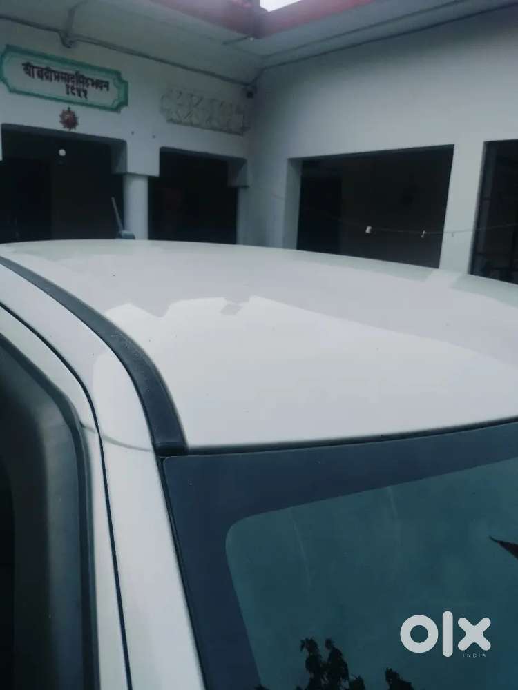 Maruti Suzuki Swift Lxi 2017