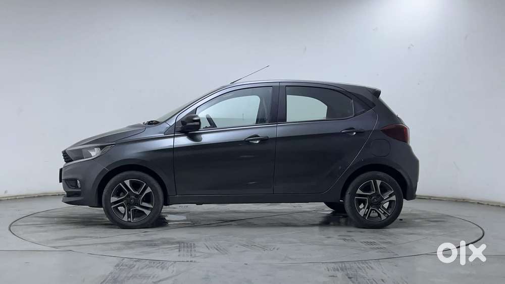 Tata Tiago Xza Plus, 2022, Petrol