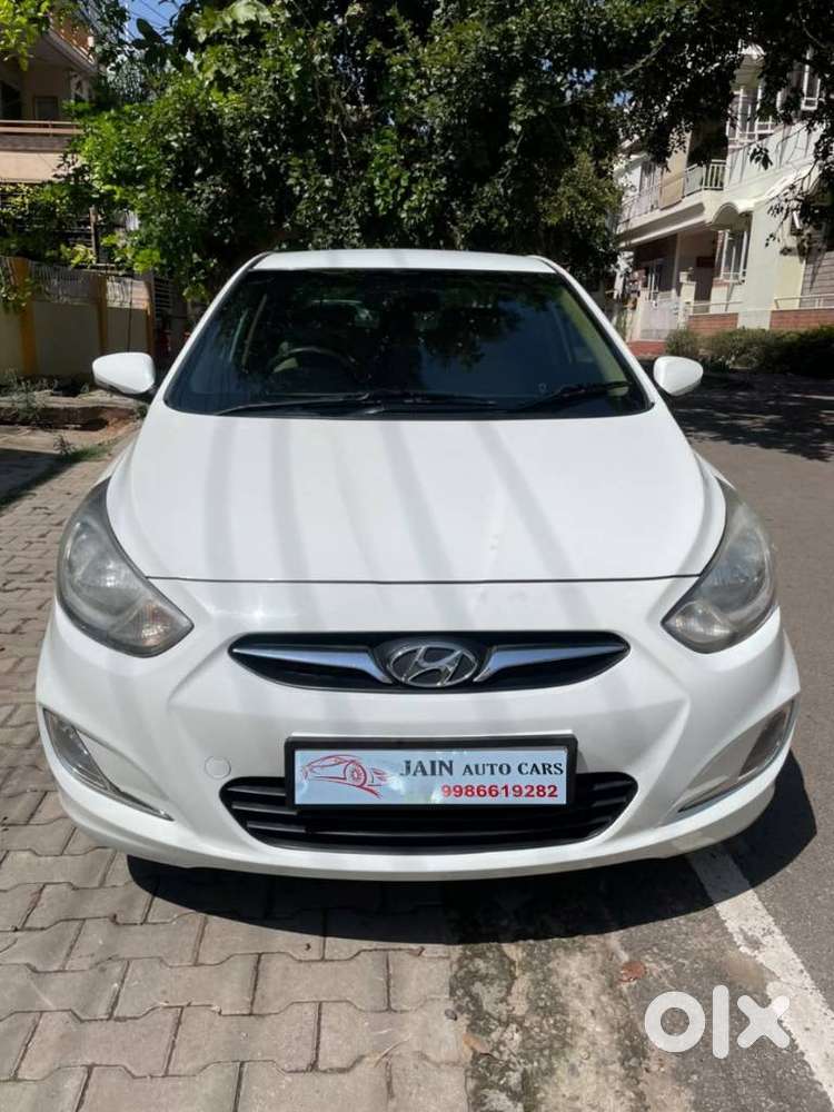 Hyundai Verna 1.6 Sx Crdi (o), 2012, Diesel