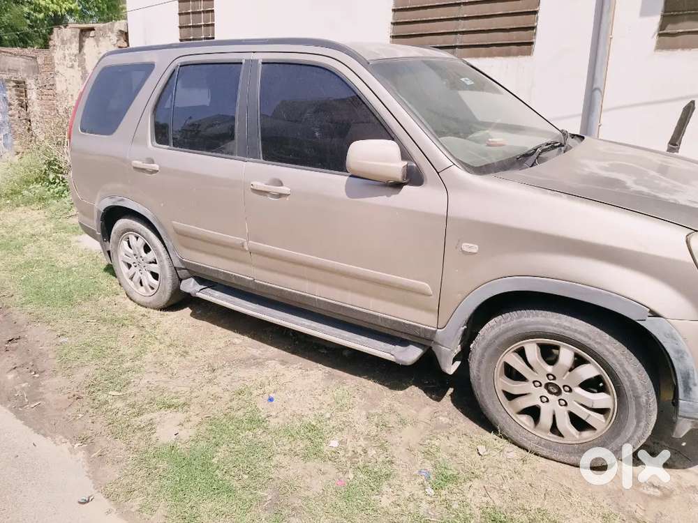 Honda Crv Good Condition.new Tyre New Battry.new Ceat Cover