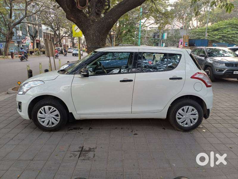 Maruti Suzuki Swift Vxi, 2015, Petrol