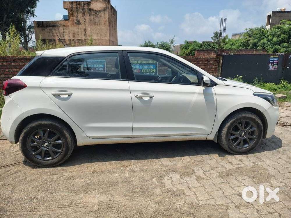 Hyundai I20 Sportz Plus Diesel, 2019, Diesel