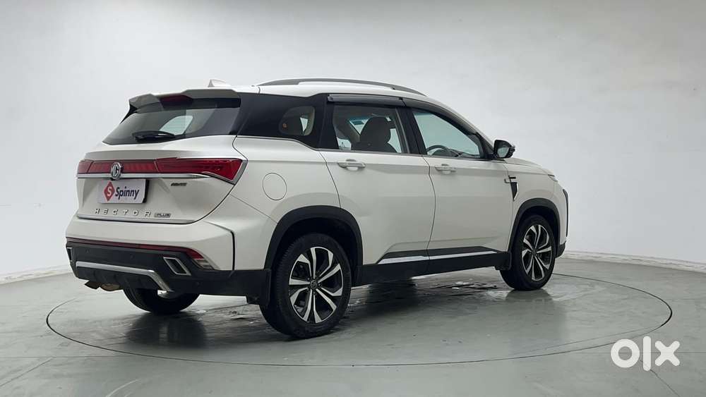 Mg Hector Plus Savvy Pro 1.5 Turbo Petrol Cvt 6 Str, 2023, Petrol