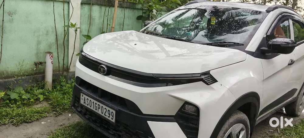 Tata Nexon Petrol 5 2026
