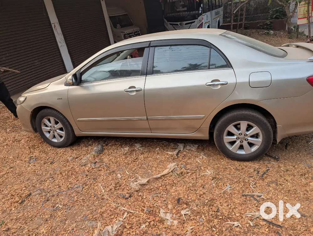 Toyota Corolla 2010 Petrol Well Maintained