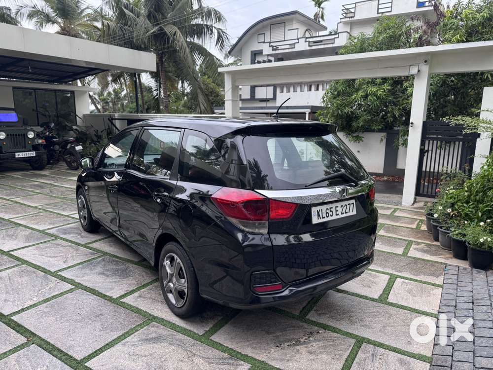 Honda Mobilio, 2014, Diesel