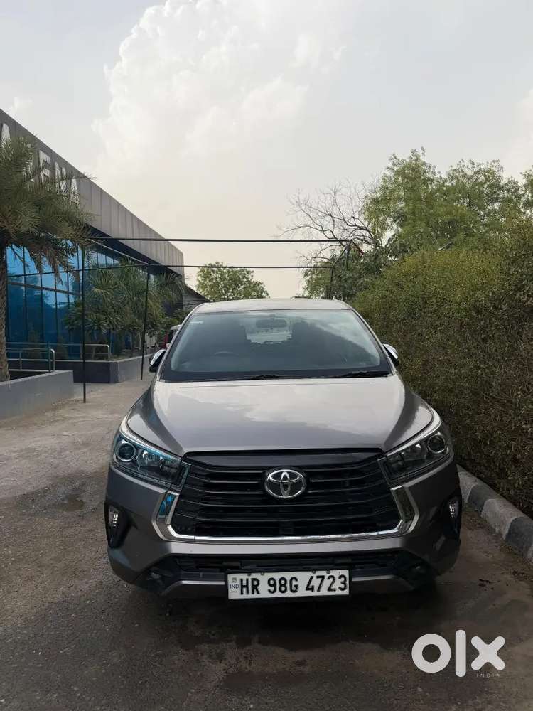 Toyota Innova Crysta 2022 Petrol Well Maintained
