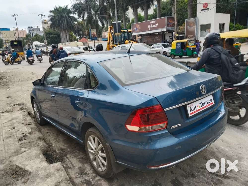 Volkswagen Vento 1.2 Tsi Highline Plus At, 2017, Petrol