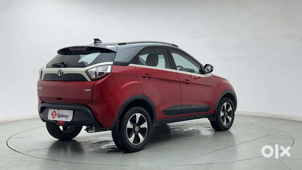 Tata Nexon 1.2 Revotron Xza Plus (o) Dual Tone, 2018, Petrol