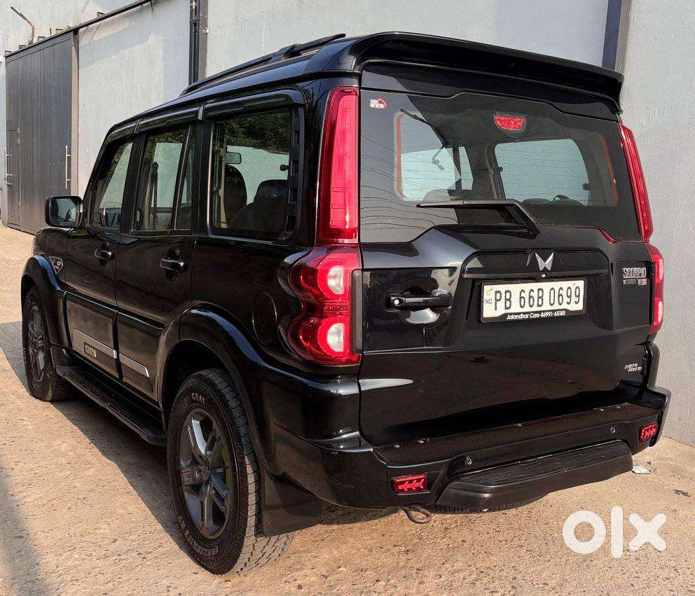 Mahindra Scorpio Classic, 2023, Diesel
