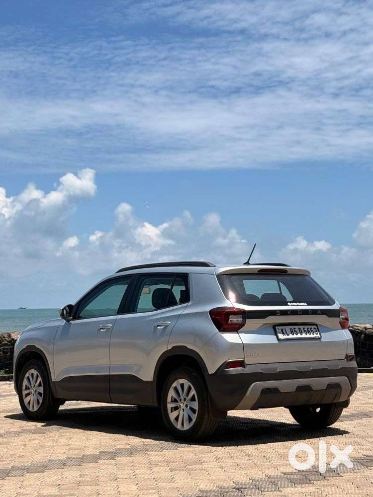 Skoda Kylaq Signature At, 2025, Petrol