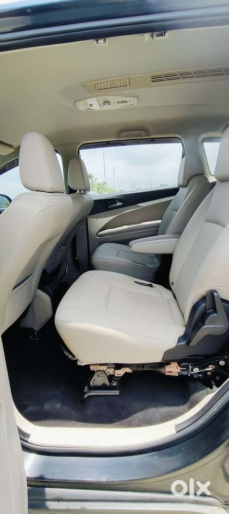 Mahindra Marazzo M8, 2019, Diesel