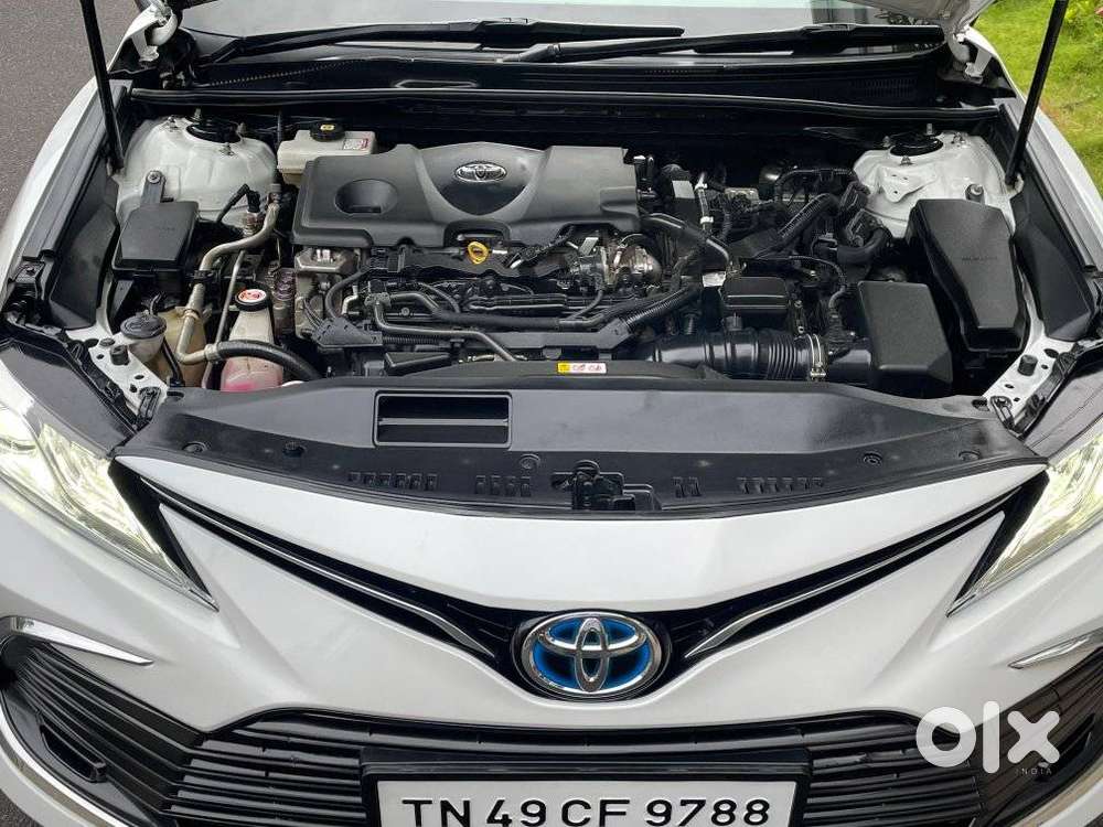 Toyota Camry 2.5 Hybrid, 2022, Petrol