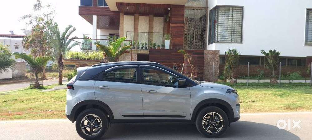 Tata Nexon 1.2 Revotron Xz Plus, 2025, Petrol