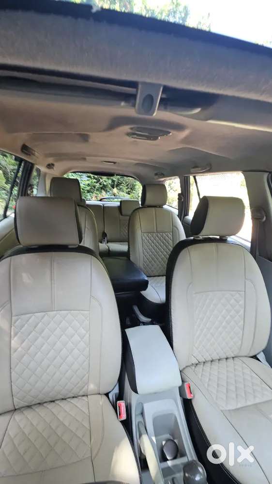 Innova 2012 Model Taxi Sevicle
