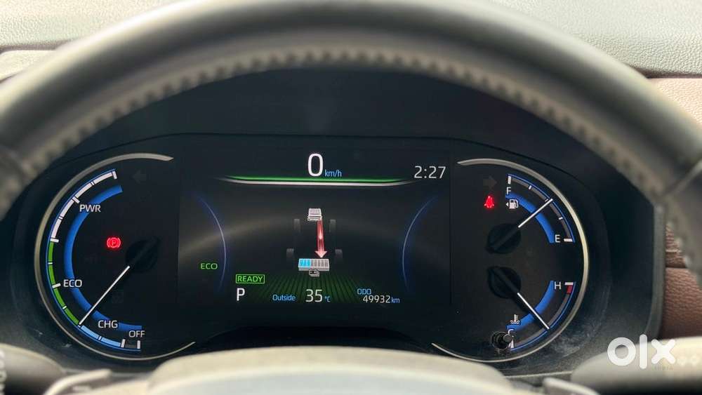 Toyota Innova Hycross 2.0 Vx Hybrid 7 Str, 2023, Petrol