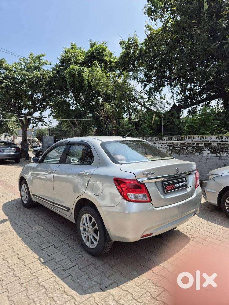 Maruti Suzuki Swift Dzire Amt Vdi, 2017, Diesel