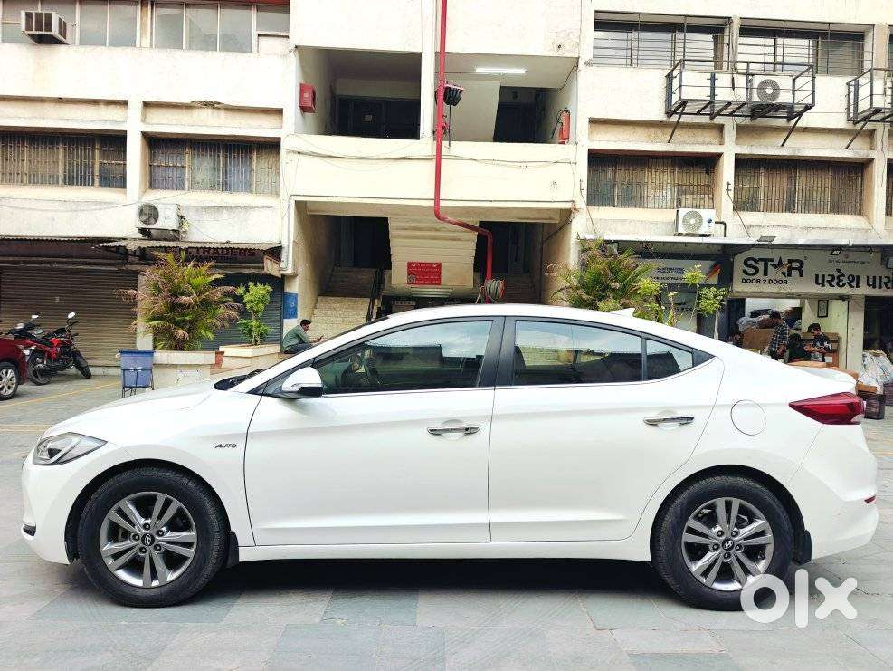 Hyundai Elantra 1.6 Sx Option At, 2018, Petrol
