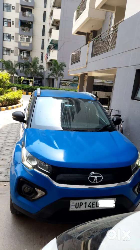 Tata Nexon Xma Petrol (bs6) – 1st Owner