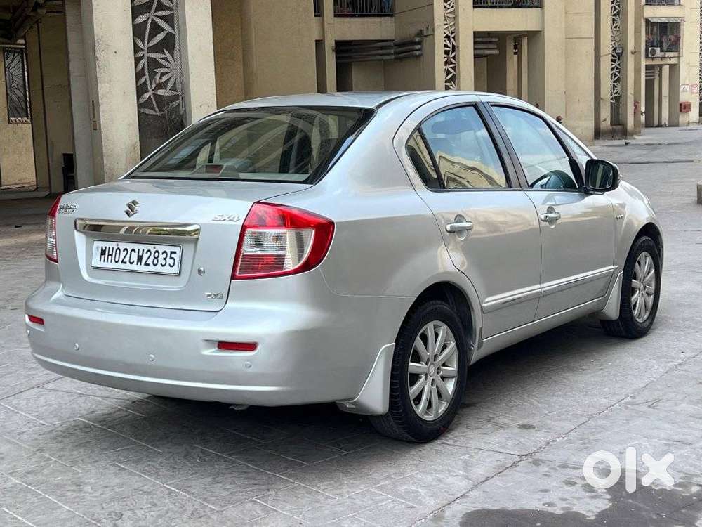 Maruti Suzuki Sx4 Zxi At Leather, 2013, Petrol