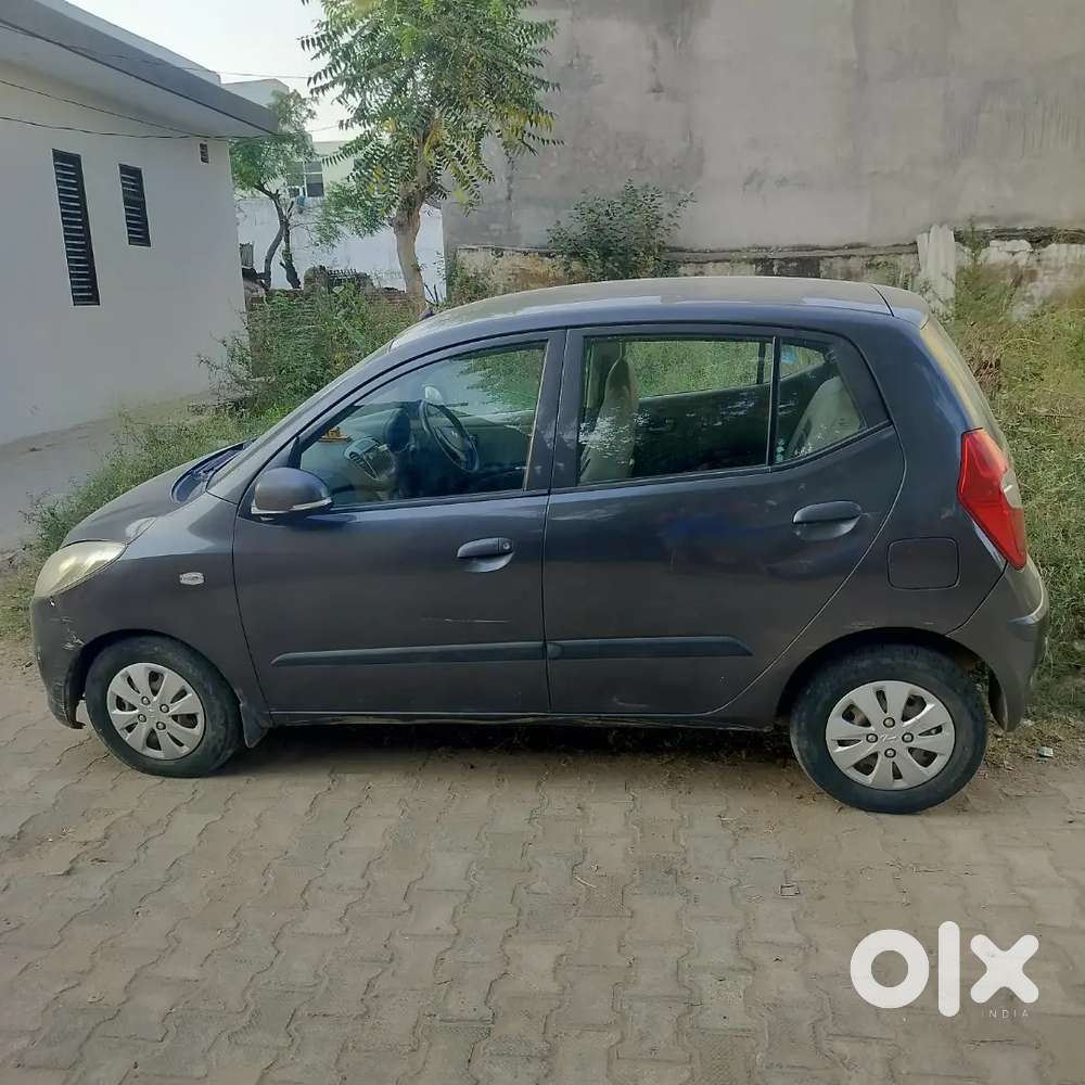 Hyundai I10 2011 Cng Good Condition And Wel Maintained Car