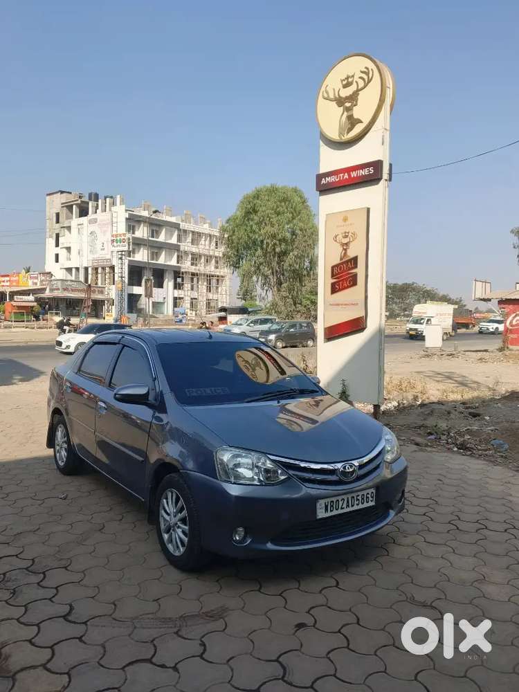 Toyota Etios 2013 Petrol 27300 Km Driven