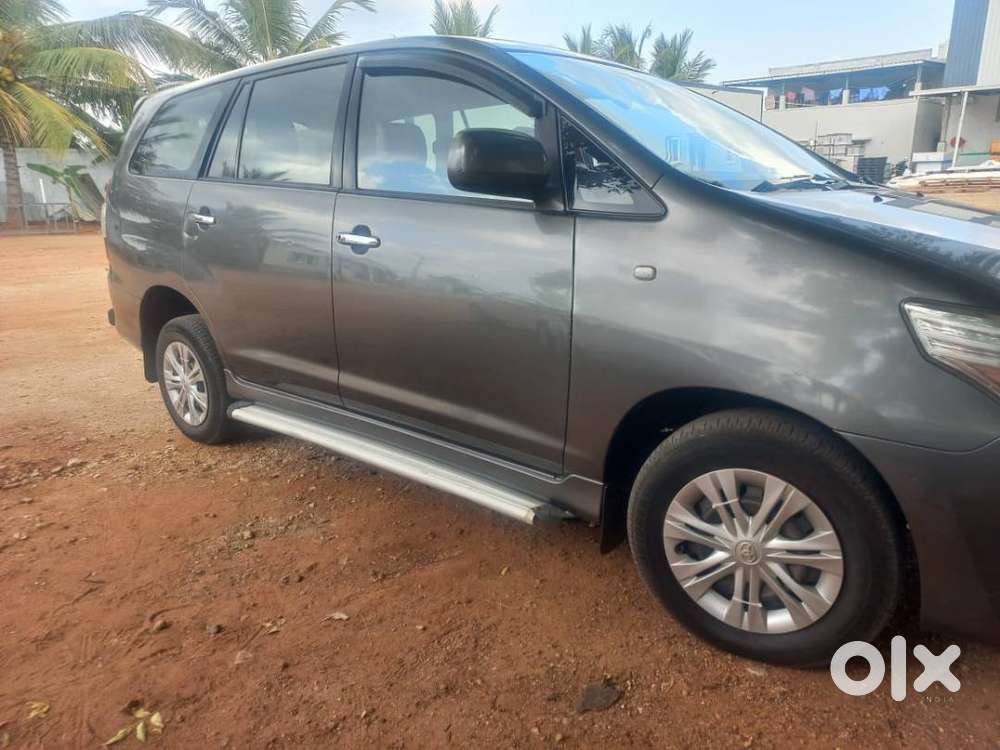 Toyota Innova 2013 Diesel 385000 Km Driven