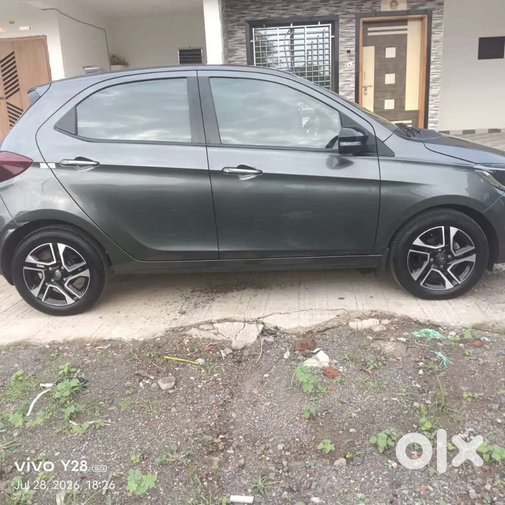 Tata Tiago 1.2 Revotron 2025