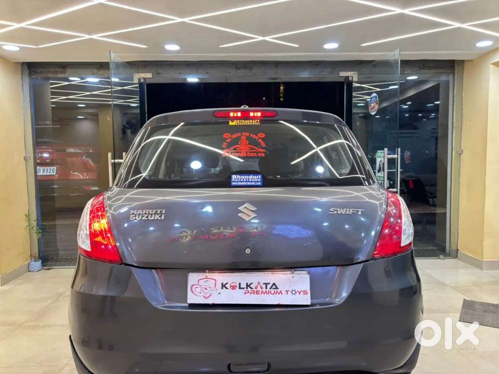 Maruti Suzuki Swift Lxi Optional-o, 2017, Petrol