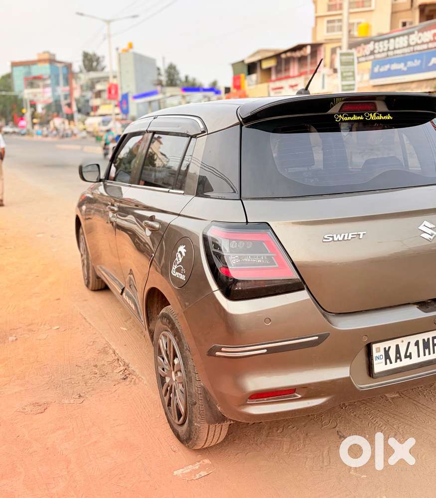 Maruti Suzuki Swift Lxi Optional-o, 2025, Petrol
