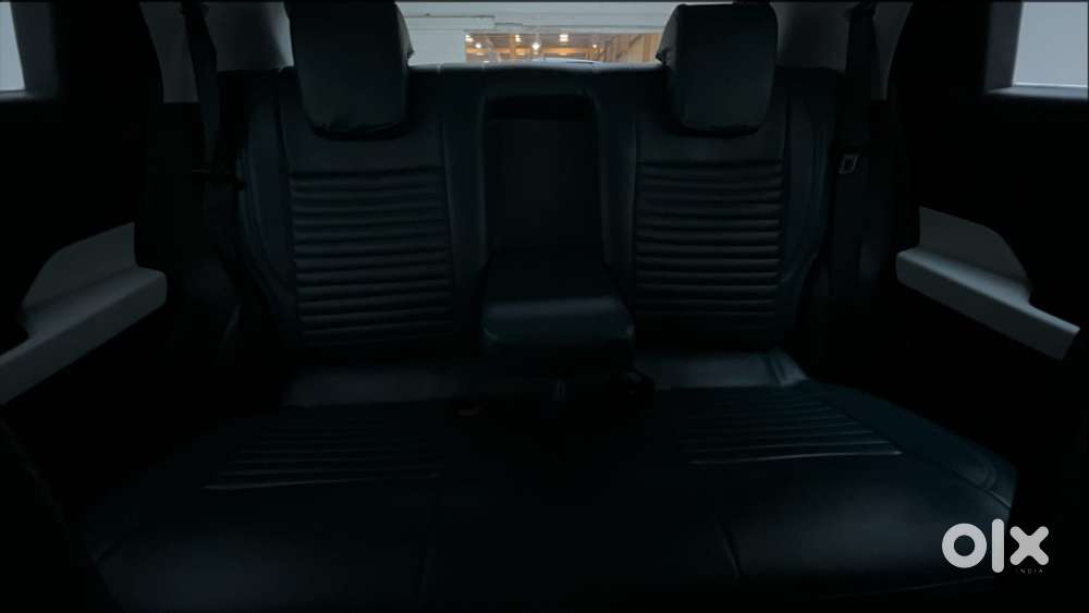 Tata Punch Creative Dual Tone Amt Sunroof, 2024, Petrol