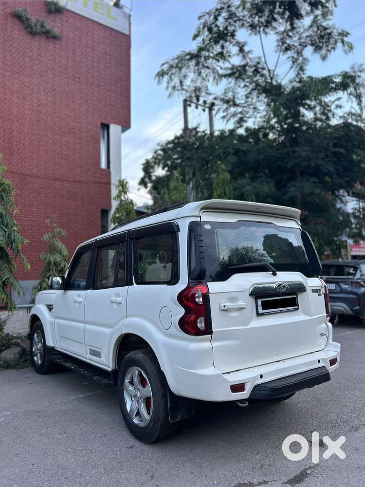 Mahindra Scorpio Classic 2.2 S 11 Mt 7 Str, 2020, Diesel
