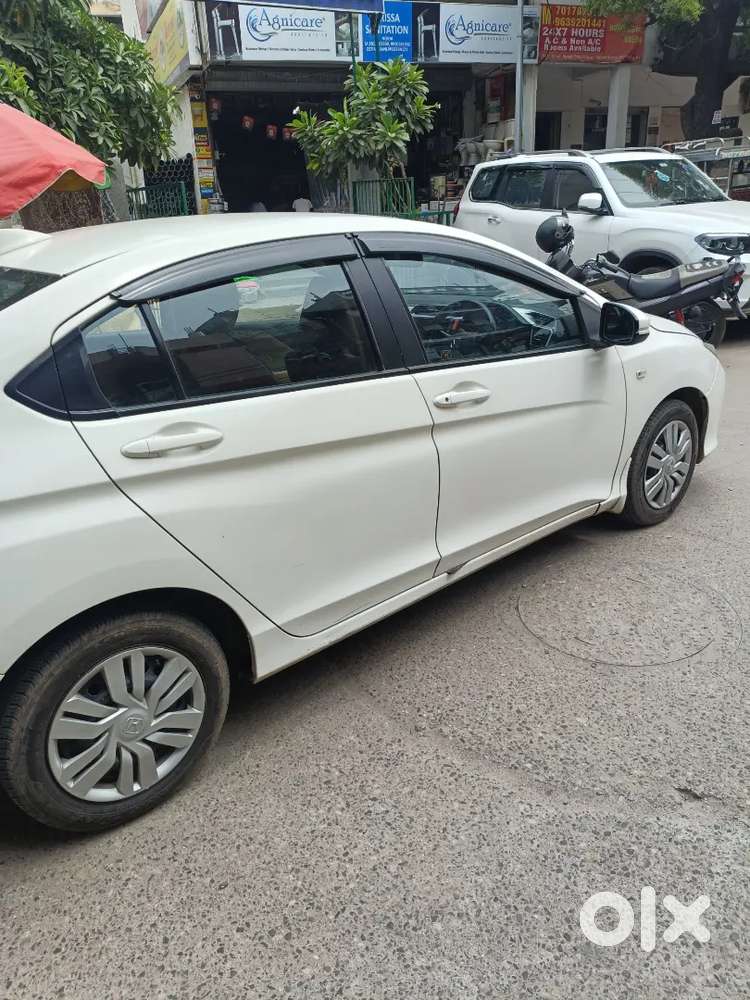 Honda City 2015 Variant