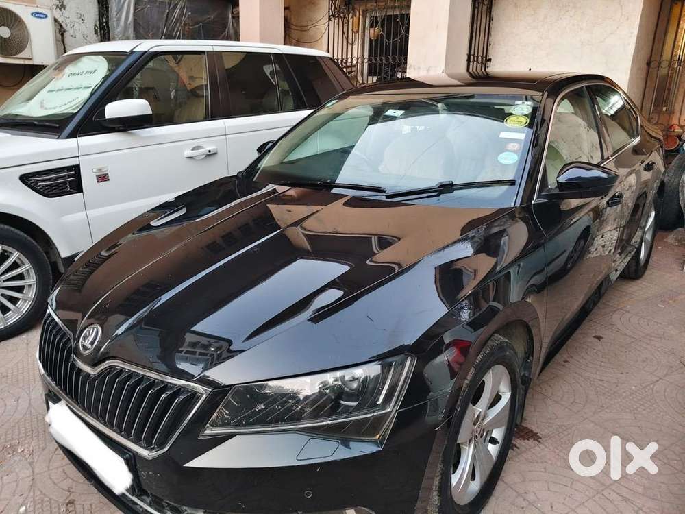 Skoda Superb 2016 Petrol 62000 Km Driven