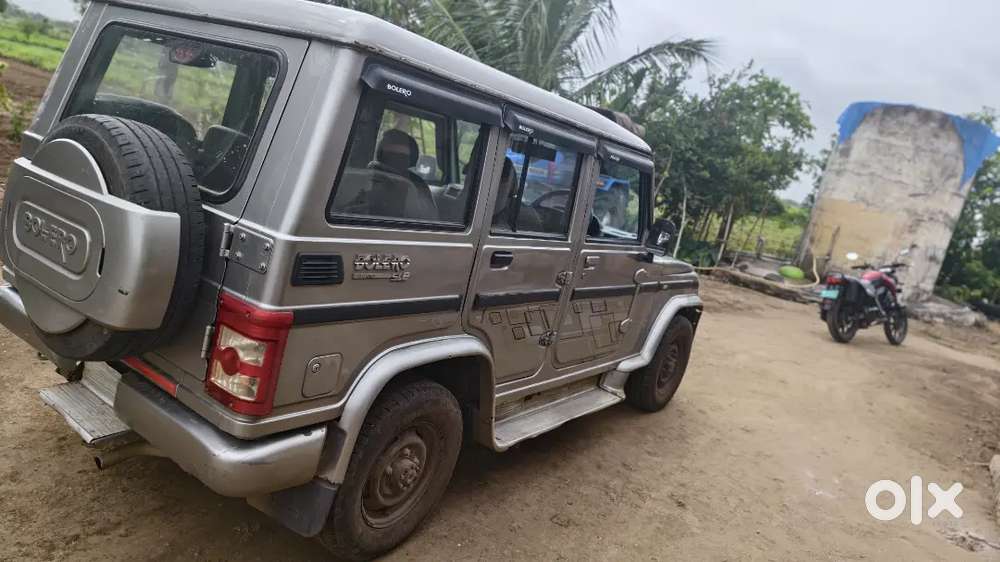 Mahindra Bolero Neo 2009