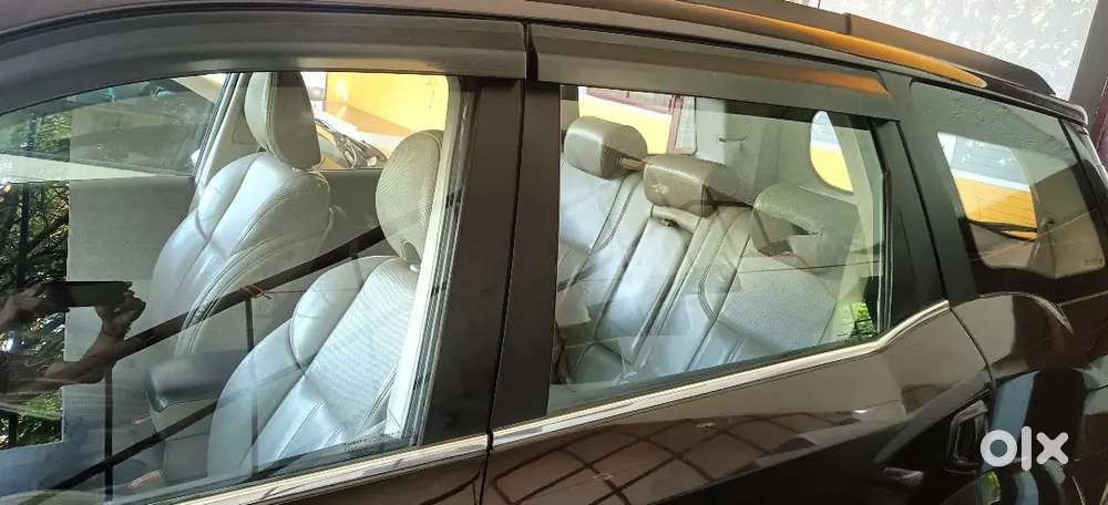 Mahindra Xuv500 2.2 W10 2017