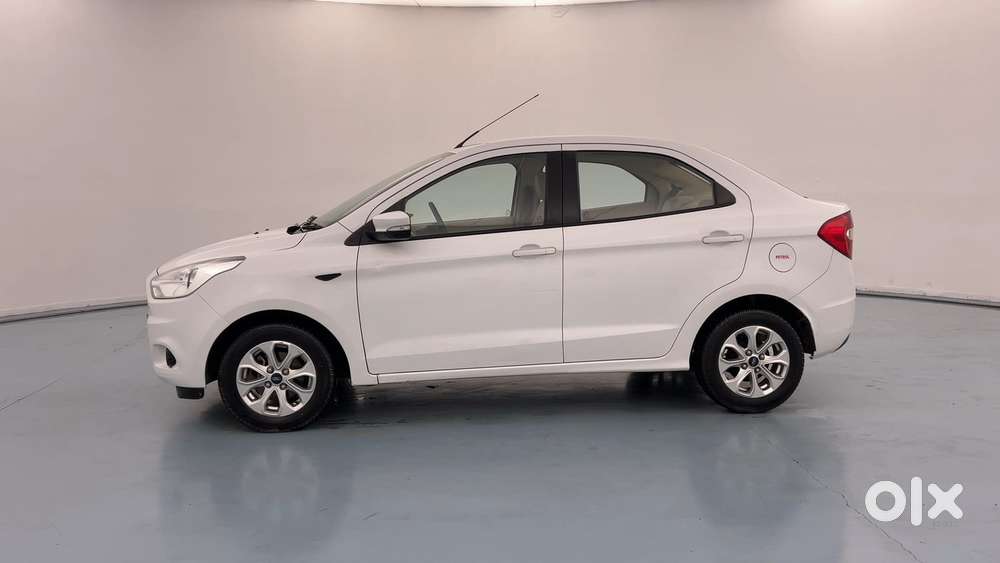 Ford Figo Aspire Titanium, 2017, Petrol