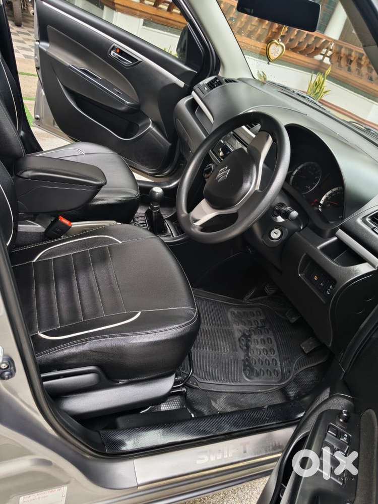 Maruti Suzuki Swift Vxi Abs Bsiv, 2014, Petrol