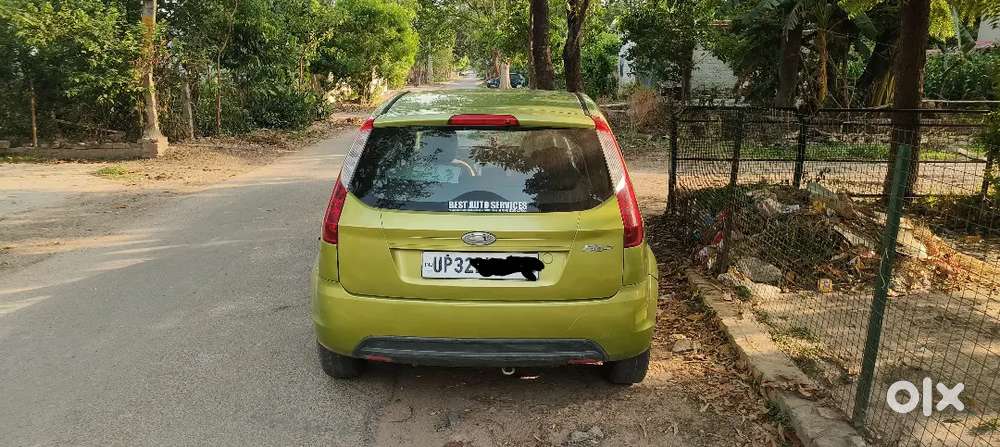 Ford Figo 2010 Cng Fitted Petrol 71000 Km Driven.