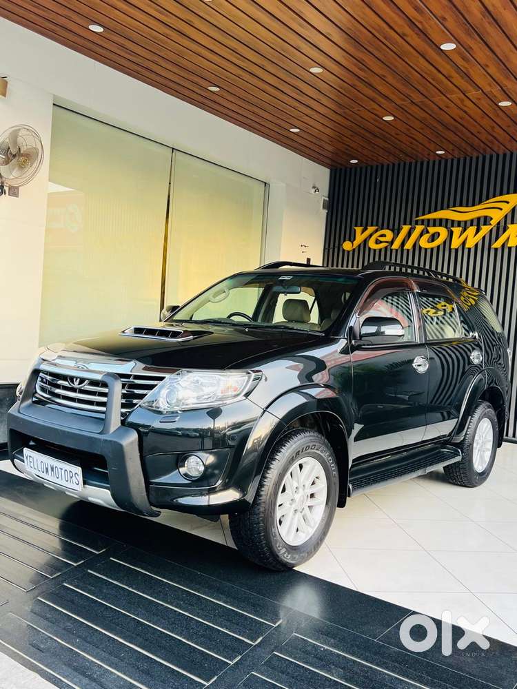 Toyota Fortuner 3.0 4x2 Automatic, 2013, Diesel