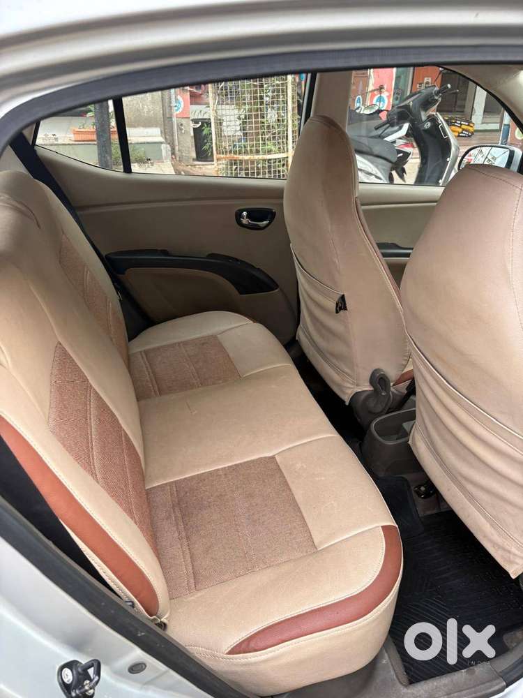 Hyundai I10 2014 Petrol (top Model) Well Maintained