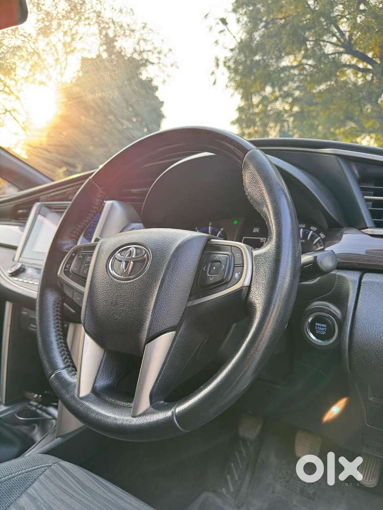 Toyota Innova Crysta