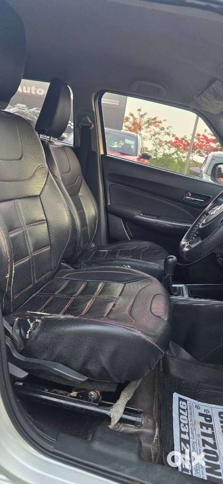 Maruti Suzuki Swift Vxi + Manual, 2022, Petrol