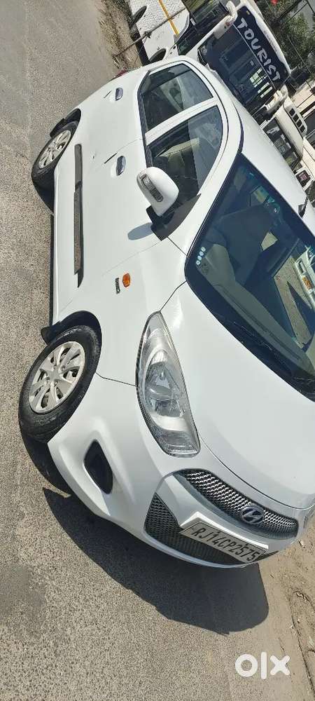 2012 Model I.10