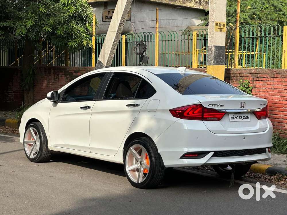 Honda City V Mt Sunroof, 2021, Petrol