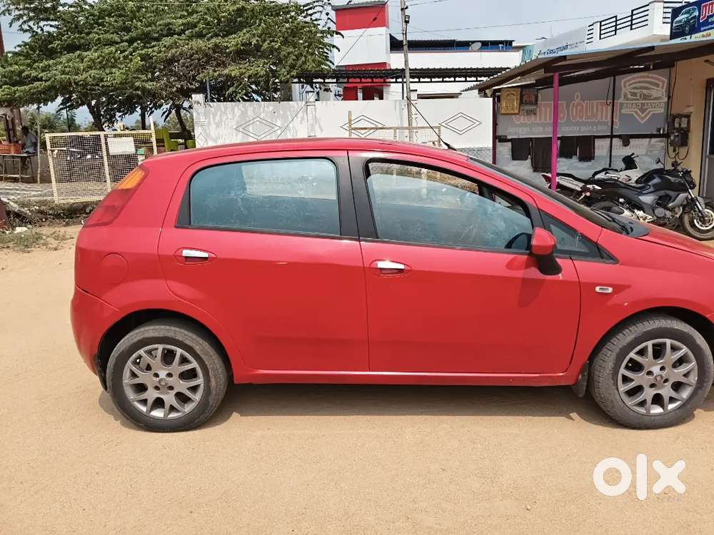 Fiat Punto 2013 Diesel 10500 Km Driven