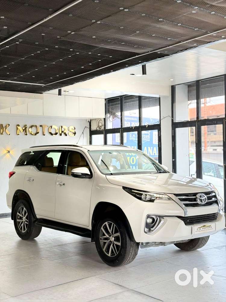 Toyota Fortuner 4x2 At 2.8 Diesel, 2019, Diesel