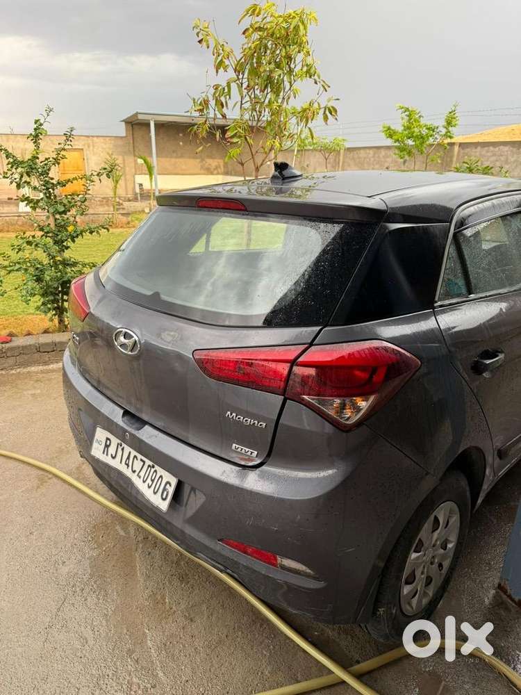 Hyundai I20 2015 Petrol 89000 Km Driven