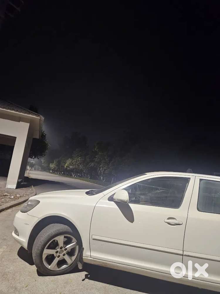 Skoda Laura 2011 Diesel 160000 Km Driven